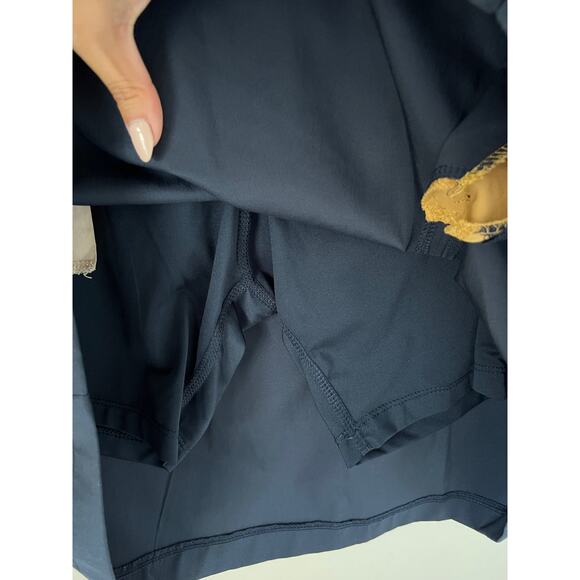 Tail Golf Classics Skorts Women's Midnight Navy Gold Buttons Size 10 - Picture 3 of 7